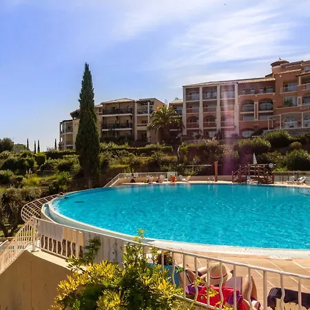 2 Pieces Avec Terrasse Et Vue Mer, Acces Piscine Et Parking Inclus - Fr-1-504-677 * Saint-Raphael (Var)